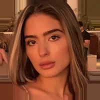 Bella, Meet Me In The Closet client